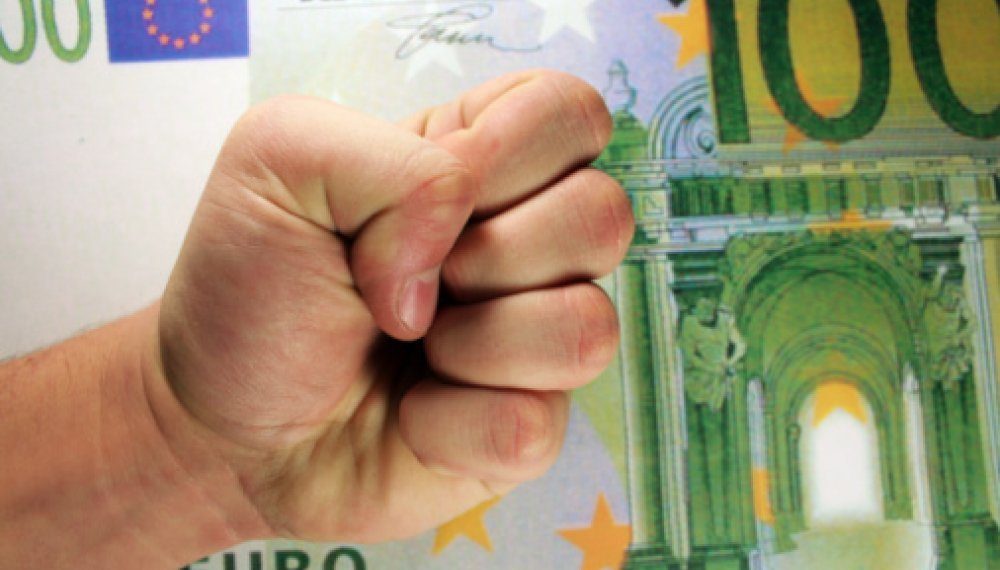 Predstavnici BiH ni ne razmišljaju o potpisivanju novog aranžmana s Međunarodnim monetarnim fondom (MMF) iako se zemlja nalazi u najtežoj ekonomskoj i finansijskoj situaciji s rekordnom inflacijom.