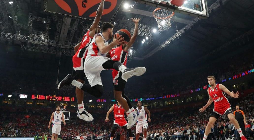 Anadolu Efes izborio finale Eurolige u Beogradu, Simon izostao zbog ozljede koljena