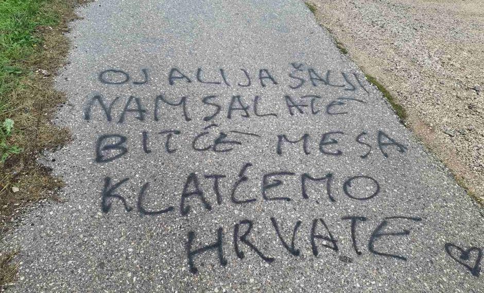 Prijeteći i iznimno uvredljivi grafiti ispisani protiv Hrvata povratnika kod Mostara,