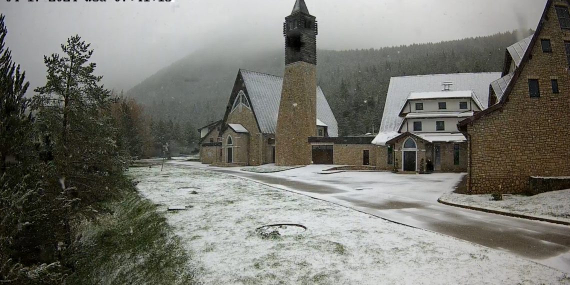 Blidinje zabijelio snijeg