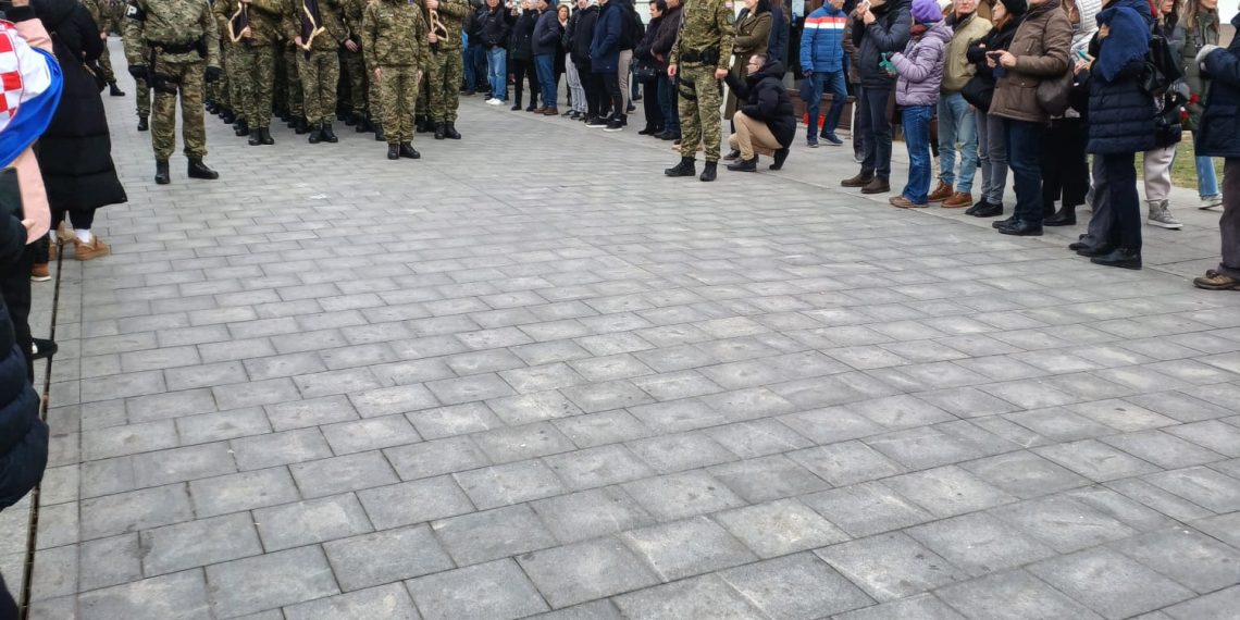 U vukovarskoj Koloni sjećanja oko 120.000 sudionika