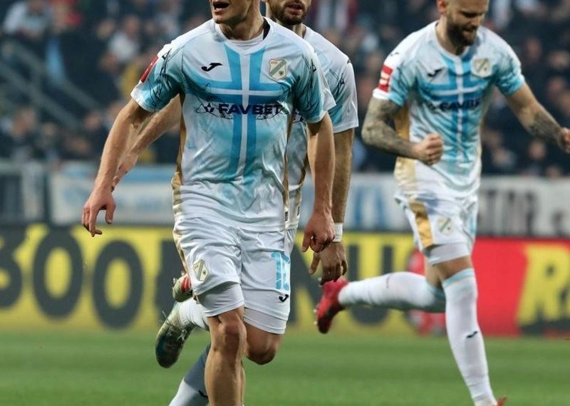 Rijeka uvjerljivo pobijedila Hajduk i preuzela vrh SHNL-a