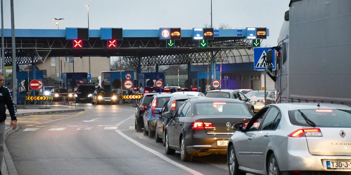 Dijaspora stiže kući za Uskrs, a za 1. svibnja već se biraju destinacije